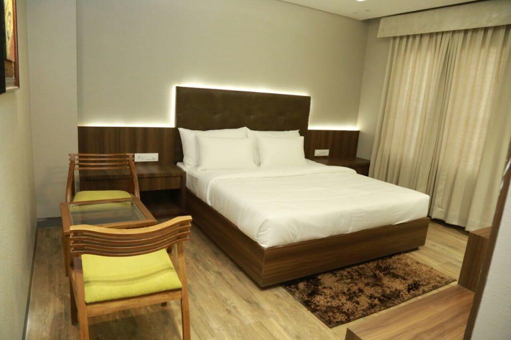 Hotel City Crown Mandsaur Ngoại thất bức ảnh