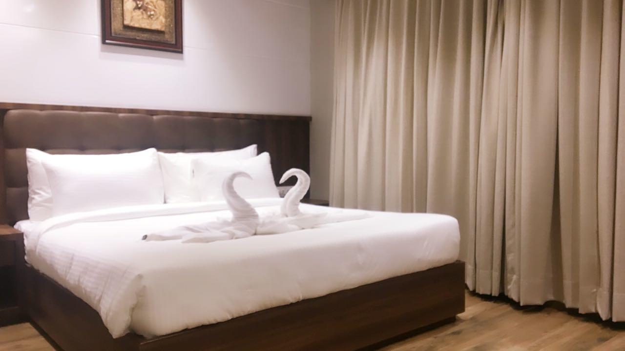Hotel City Crown Mandsaur Ngoại thất bức ảnh