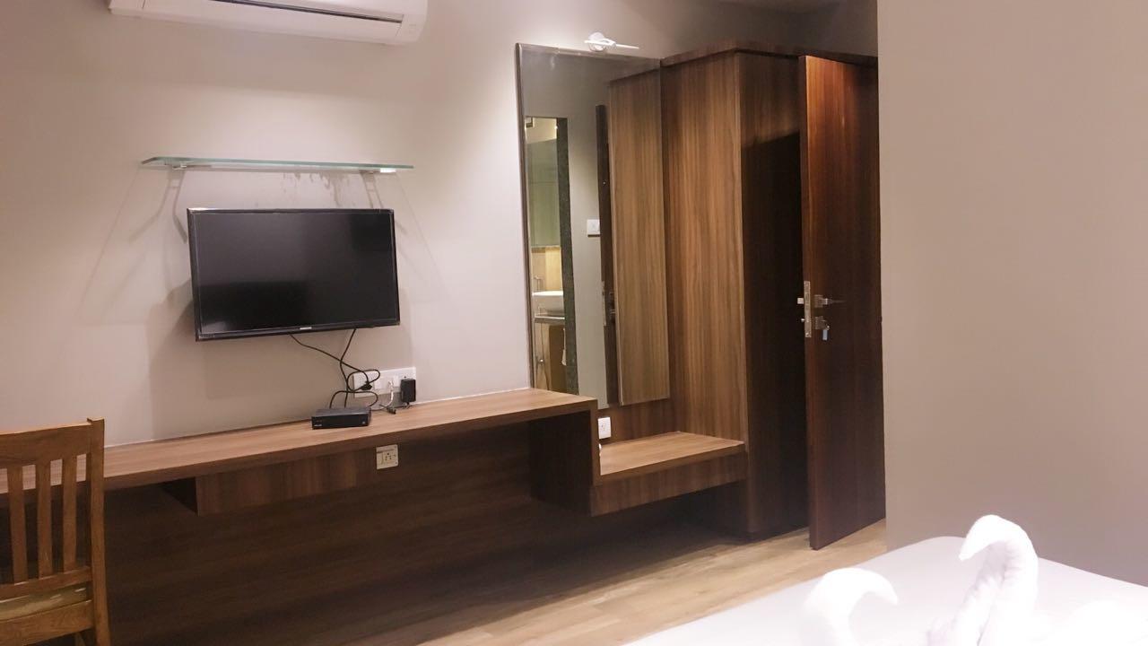 Hotel City Crown Mandsaur Ngoại thất bức ảnh